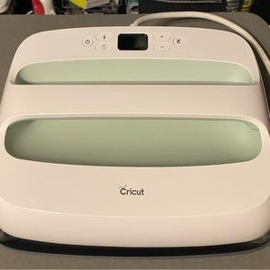 Cricut  EasyPress 2 Heat Press 12x10in - Mint
